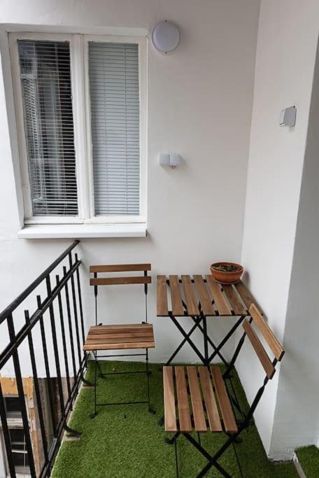 Centrally Located Vintage Flat Apartament *