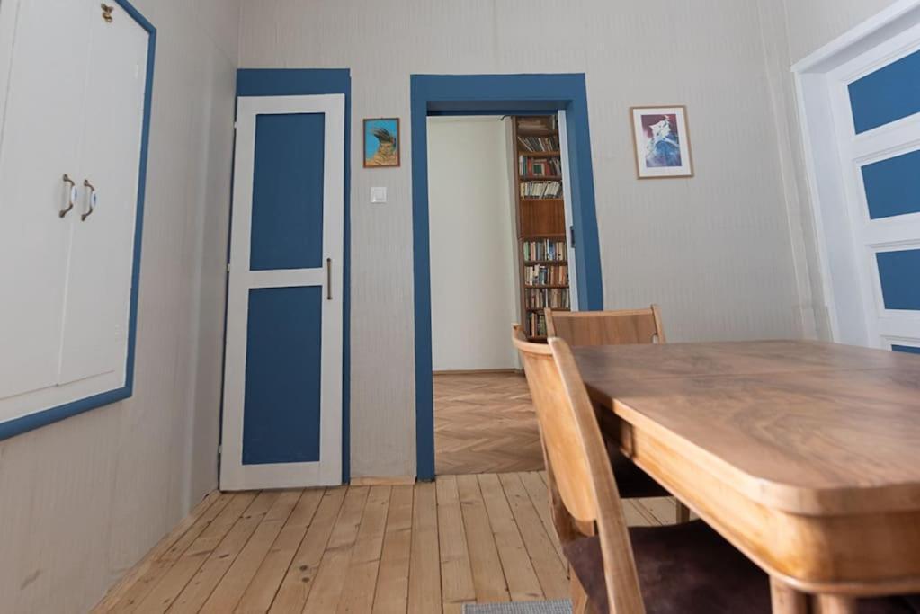 Centrally Located Vintage Flat Apartment Sofia