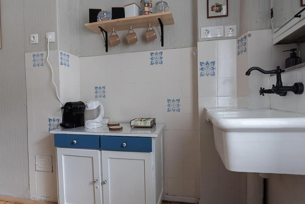 Apartment Centrally Located Vintage Flat